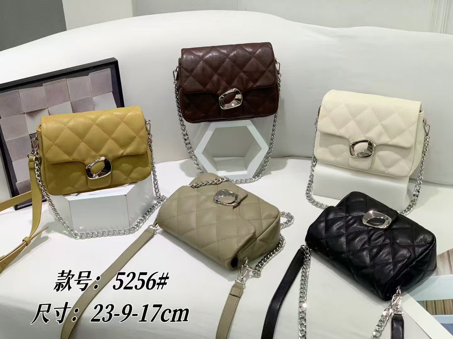微信图片_20260506211801_58_5 Original design women's bag, fashionable new style shoulder crossbody handheld ladies bag, factory direct supply - Image 1